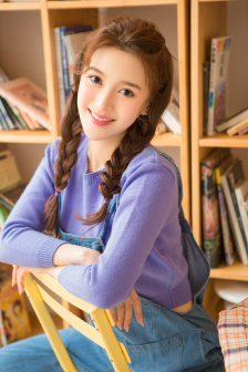 美女热舞